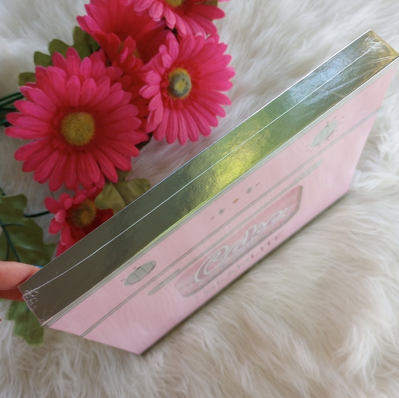 Glamlite Cake Eyeshadow Palette - Picture 9 of 11